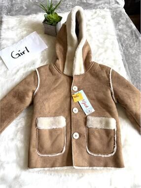 Cat & Jack Girls Faux Shearling Hooded Coat Jacket 4T